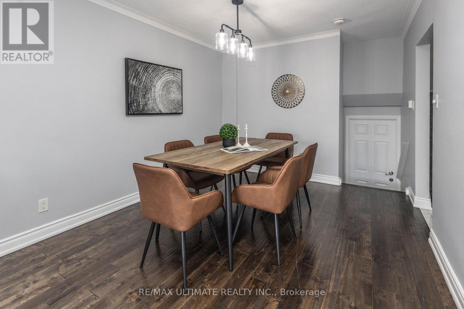 3641 Holden Crescent, Mississauga (Mississauga Valleys), Ontario  L5A 2V9 - Photo 8 - W12209326