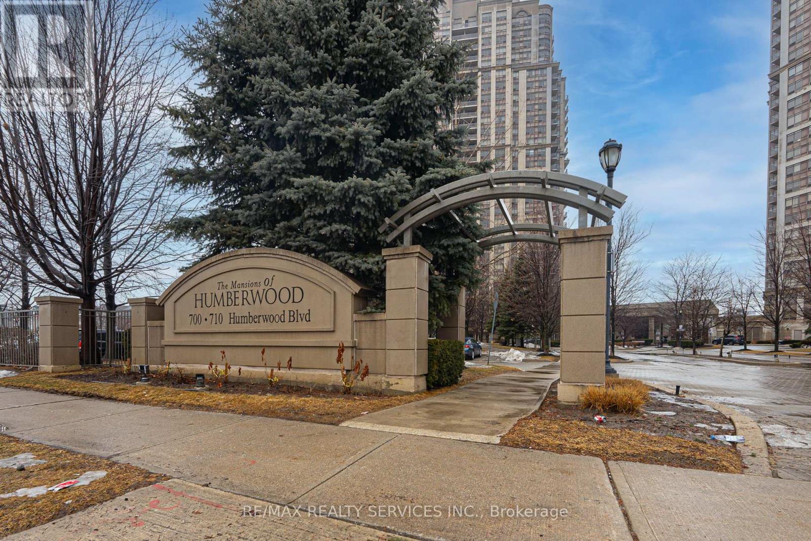 1620 - 700 HUMBERWOOD BOULEVARD E, Toronto, Ontario