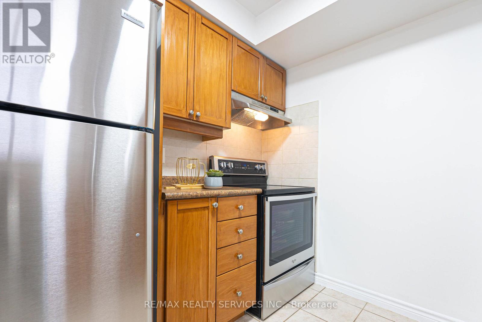 1620 - 700 Humberwood Boulevard E, Toronto (West Humber-Clairville), Ontario  M9W 7J4 - Photo 31 - W12209342