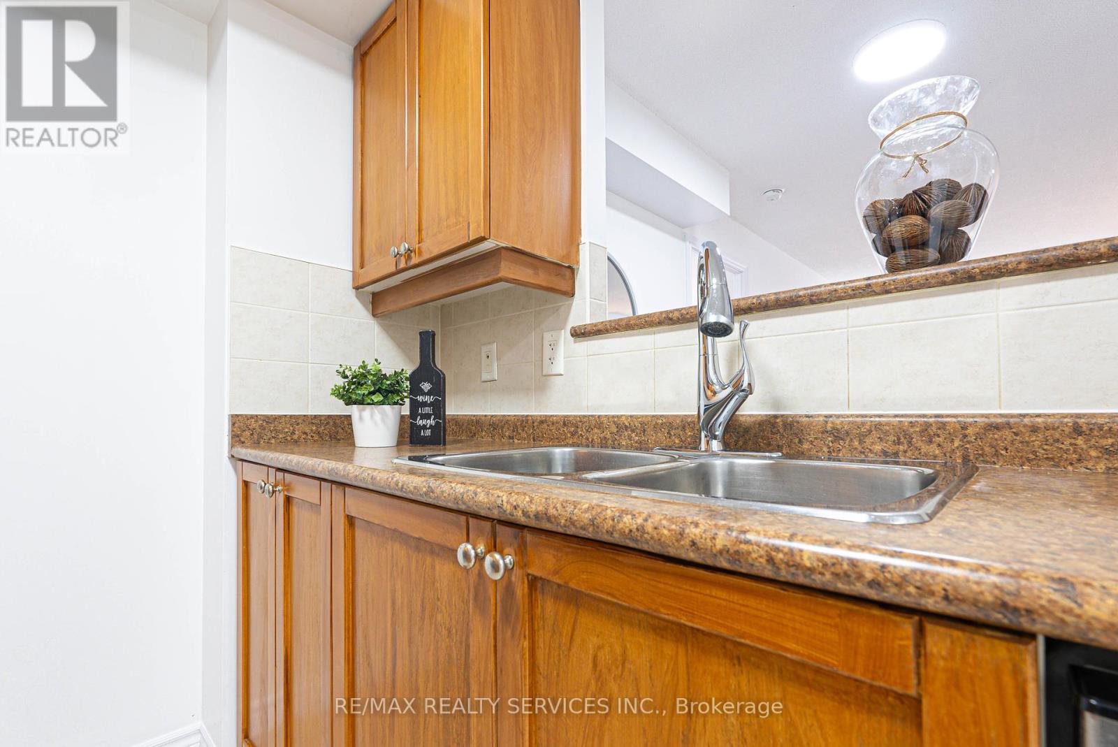 1620 - 700 Humberwood Boulevard E, Toronto (West Humber-Clairville), Ontario  M9W 7J4 - Photo 32 - W12209342