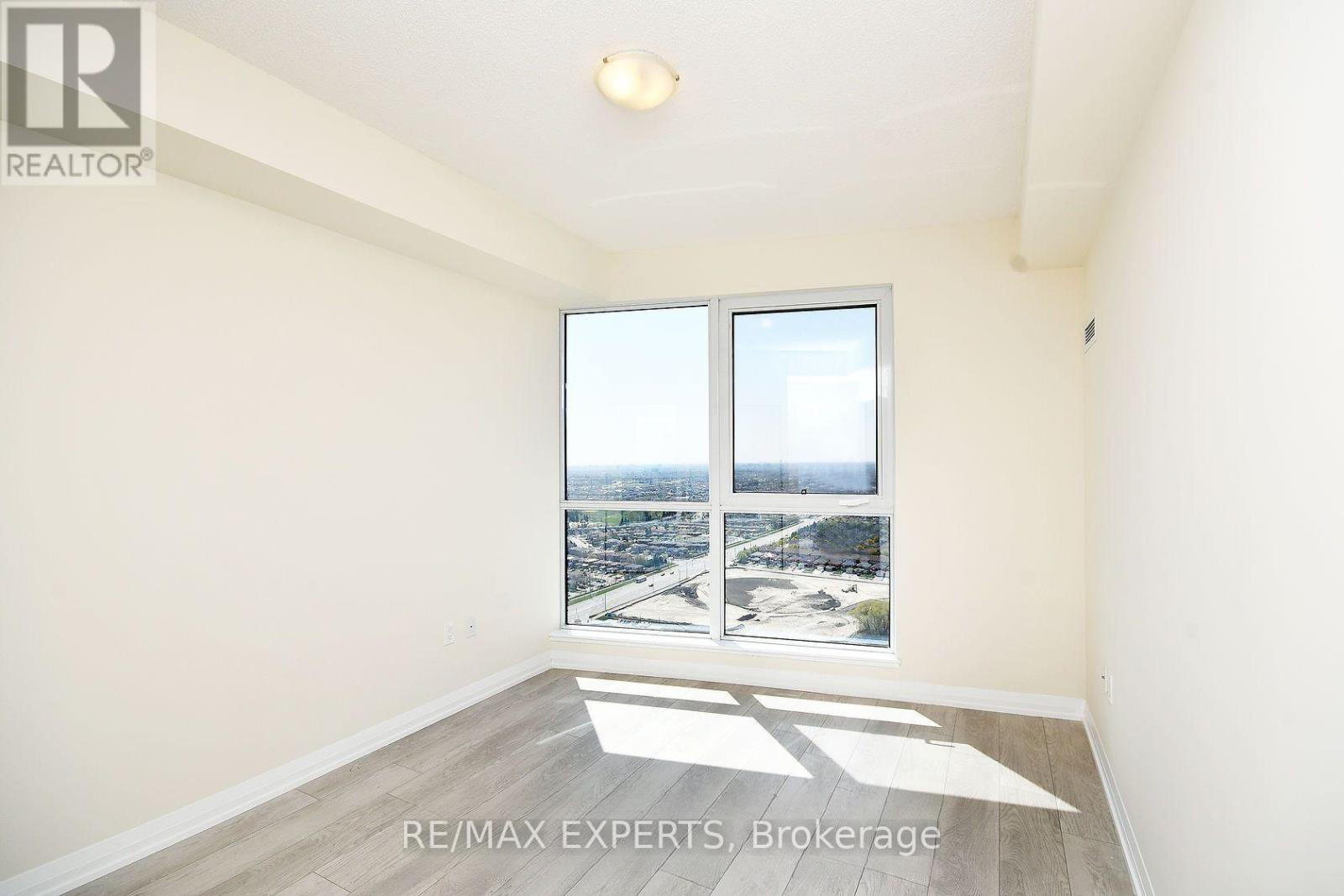 2915 - 35 Watergarden Drive, Mississauga (Hurontario), Ontario  L5R 0G8 - Photo 4 - W12209355