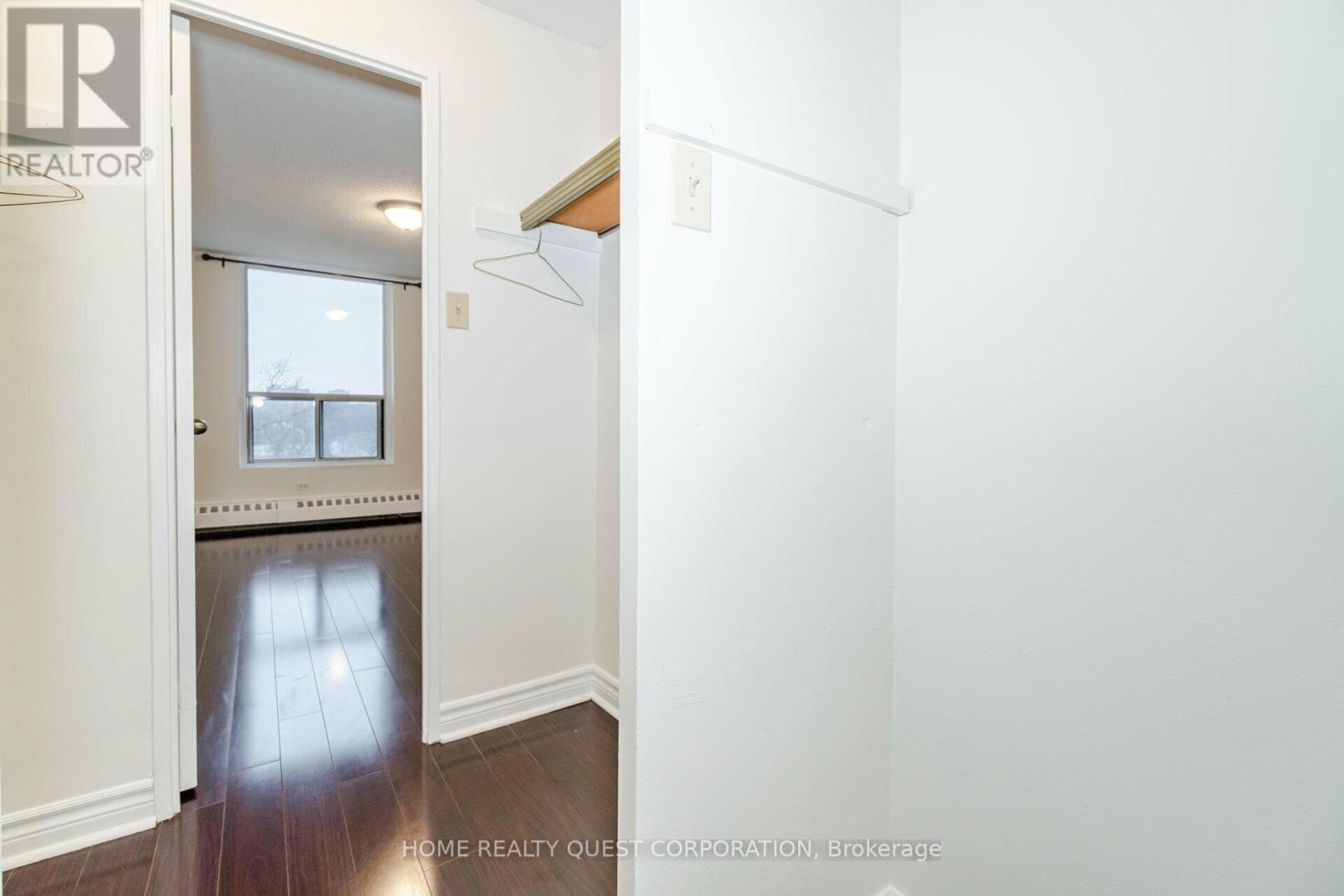 605 - 3120 Kirwin Avenue, Mississauga (Cooksville), Ontario  L5A 3R2 - Photo 24 - W12209356