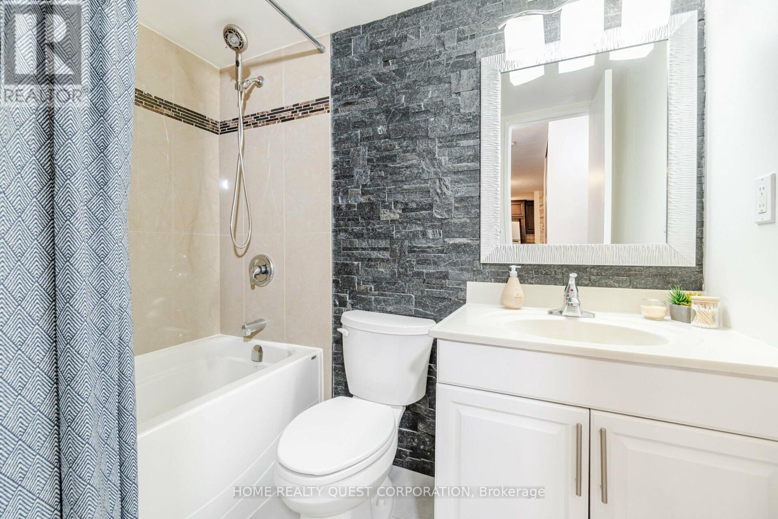 605 - 3120 Kirwin Avenue, Mississauga (Cooksville), Ontario  L5A 3R2 - Photo 27 - W12209356