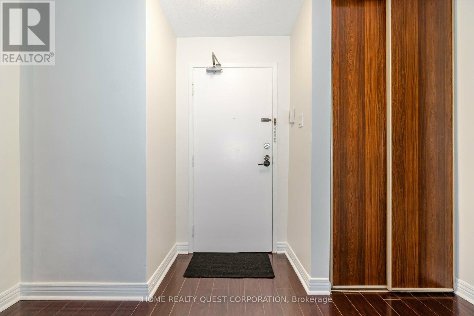 605 - 3120 Kirwin Avenue, Mississauga (Cooksville), Ontario  L5A 3R2 - Photo 5 - W12209356