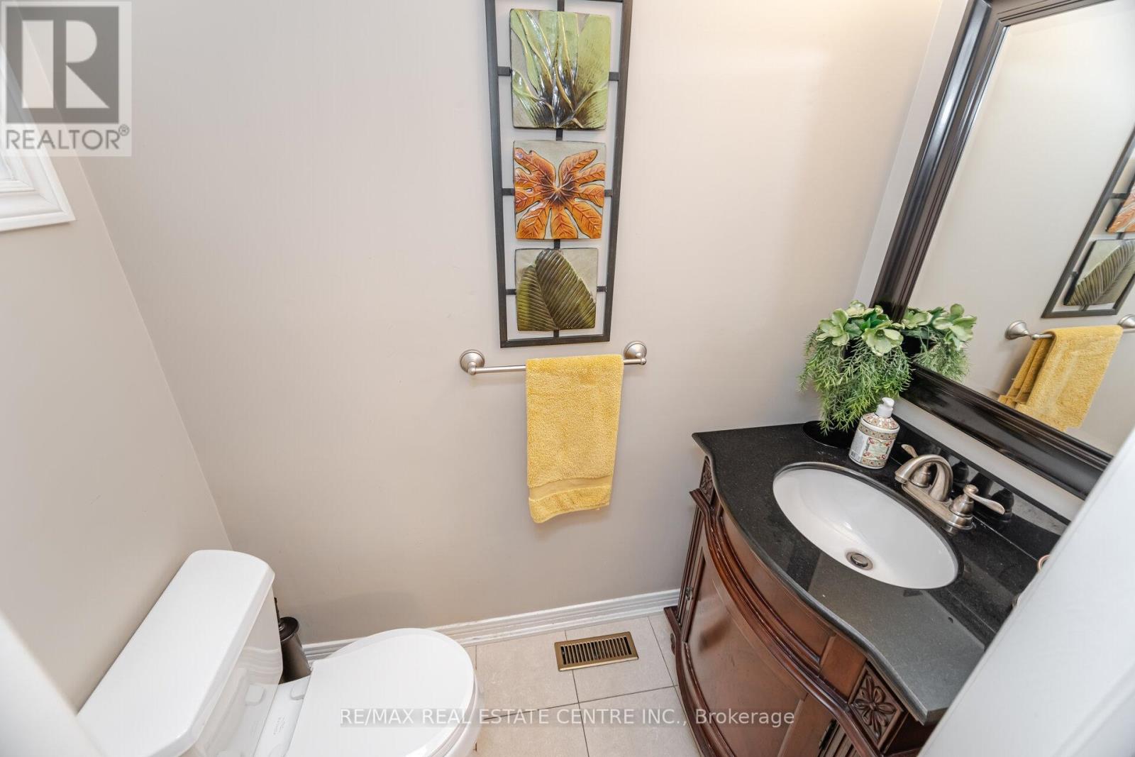 5860 Shay Downs, Mississauga, Ontario  L5M 3G3 - Photo 23 - W12209370