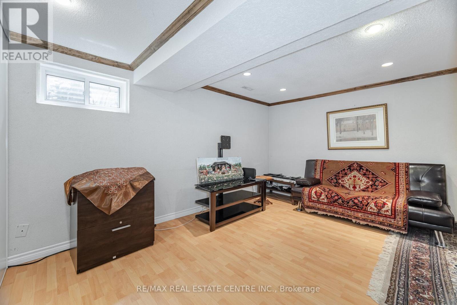 5860 Shay Downs, Mississauga, Ontario  L5M 3G3 - Photo 43 - W12209370
