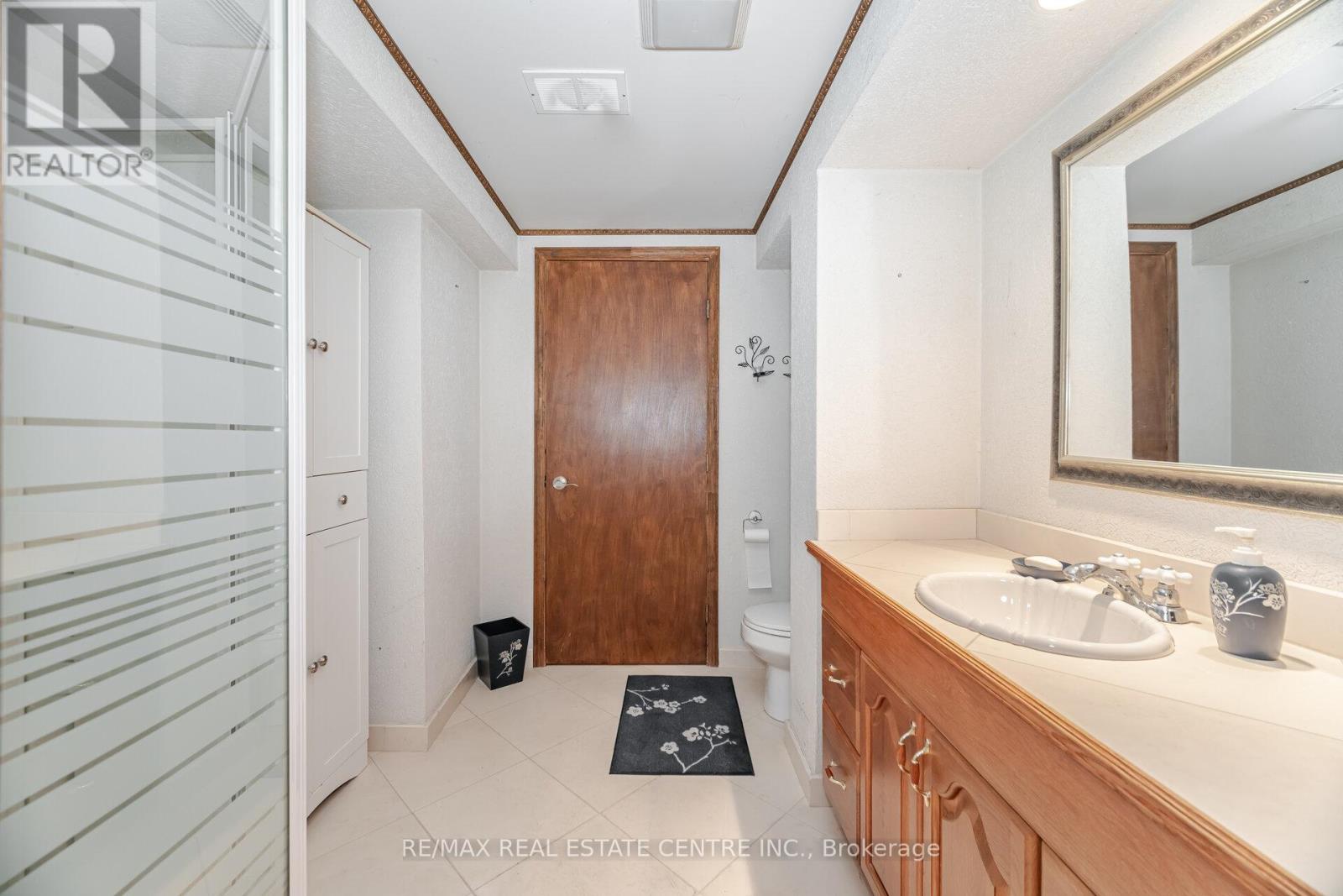 5860 Shay Downs, Mississauga, Ontario  L5M 3G3 - Photo 44 - W12209370