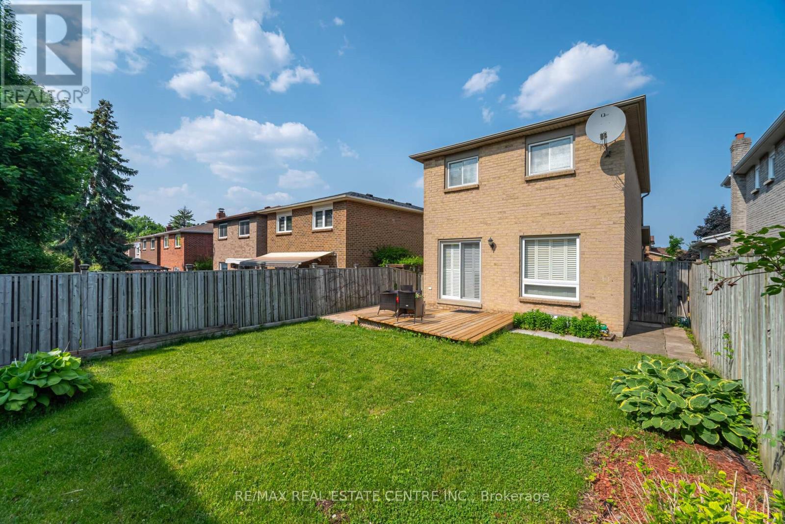 5860 Shay Downs, Mississauga, Ontario  L5M 3G3 - Photo 49 - W12209370