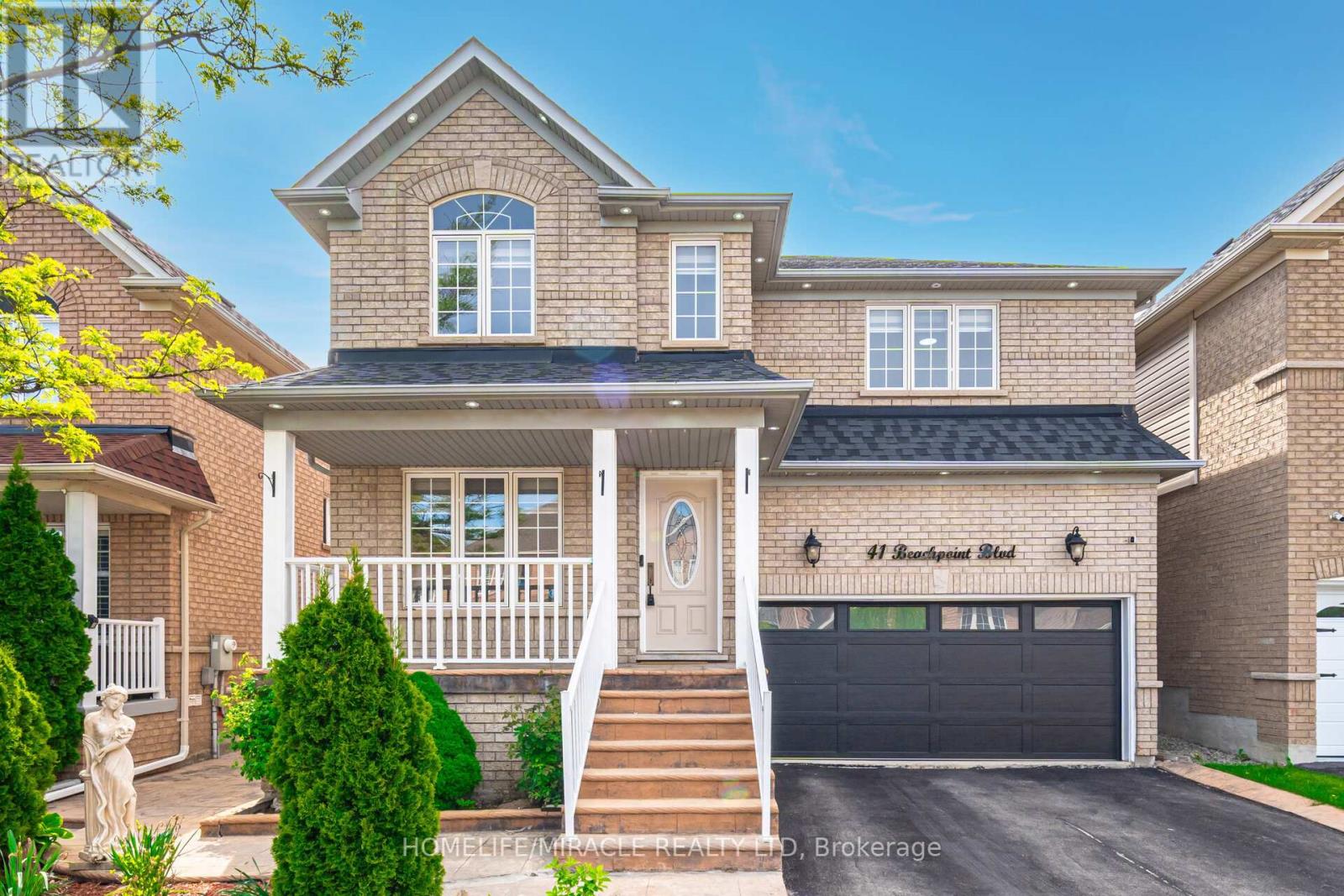 41 BEACHPOINT BOULEVARD, Brampton, Ontario
