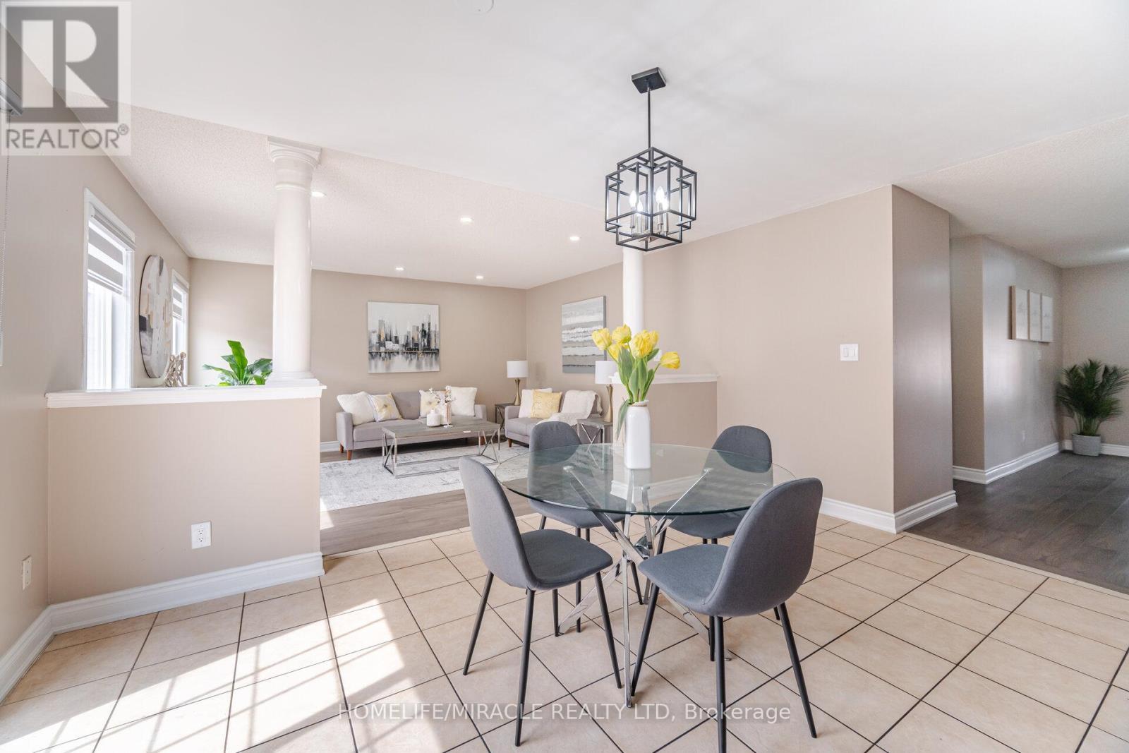 41 Beachpoint Boulevard, Brampton, Ontario  L7A 2T7 - Photo 16 - W12209413