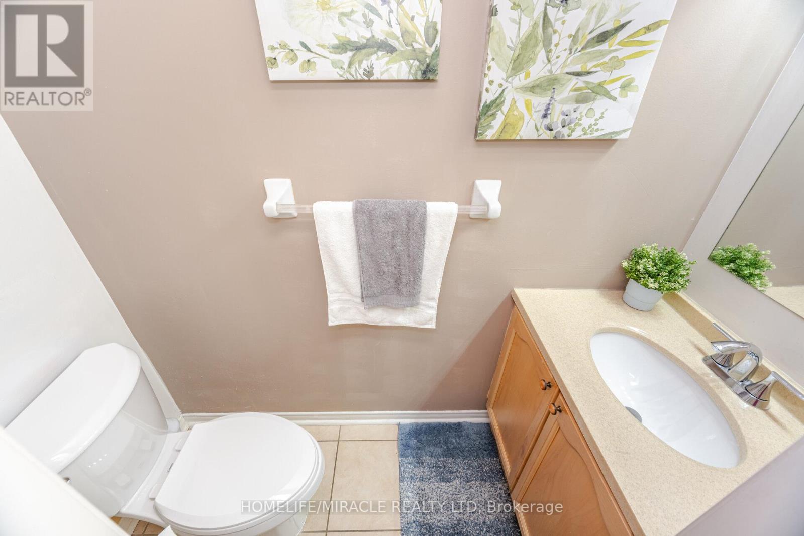 41 Beachpoint Boulevard, Brampton, Ontario  L7A 2T7 - Photo 21 - W12209413