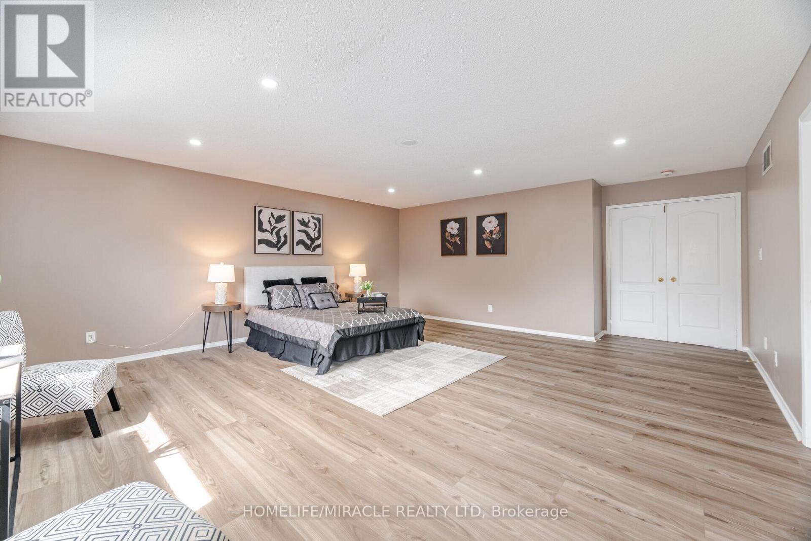 41 Beachpoint Boulevard, Brampton, Ontario  L7A 2T7 - Photo 27 - W12209413