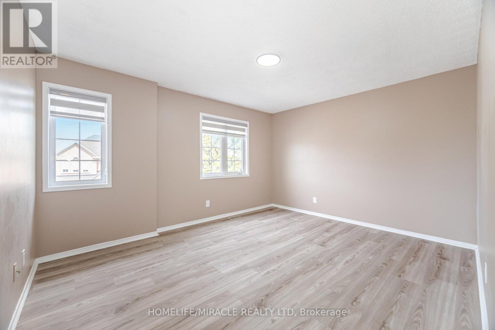 41 Beachpoint Boulevard, Brampton, Ontario  L7A 2T7 - Photo 40 - W12209413