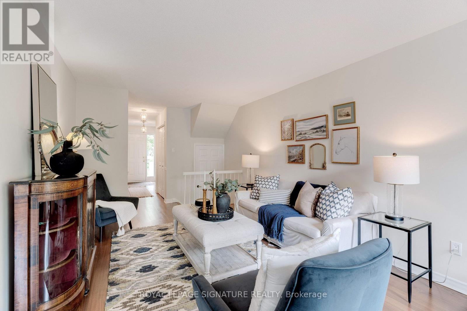 188 Robinson Street, Oakville, Ontario  L6J 1G3 - Photo 7 - W12209473