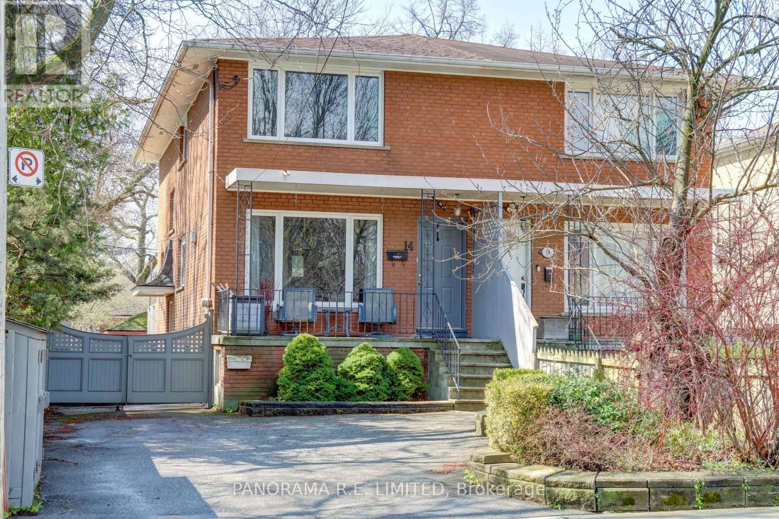 14 Louisa Street, Toronto (Mimico), Ontario  M8V 2K6 - Photo 2 - W12209509