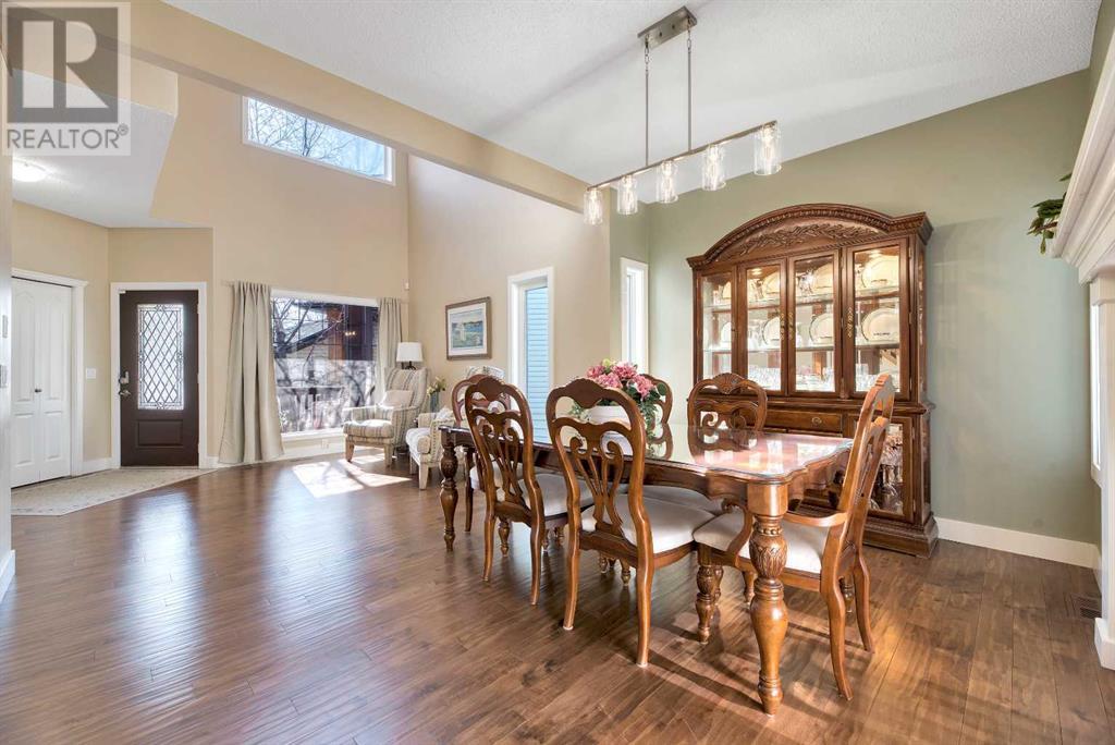 266 Rockborough Green Nw, Calgary, Alberta  T3G 5S9 - Photo 5 - A2218283