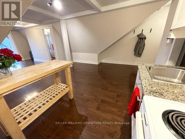 3 - 340 Pacific Avenue, Toronto, Ontario  M6P 2R1 - Photo 4 - W12209541