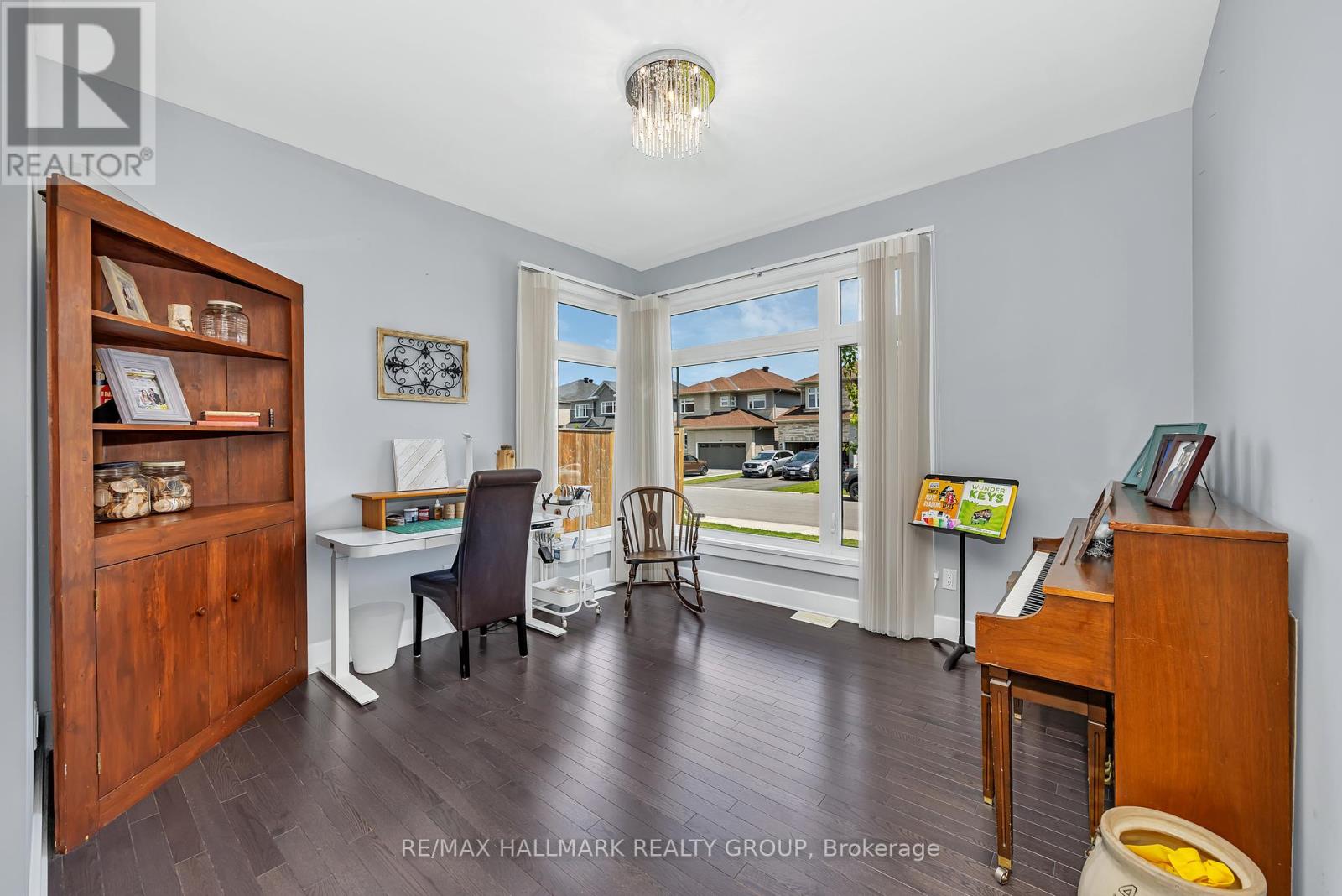 78 Dunlop Road, Carleton Place, Ontario  K7C 0R8 - Photo 7 - X12209635