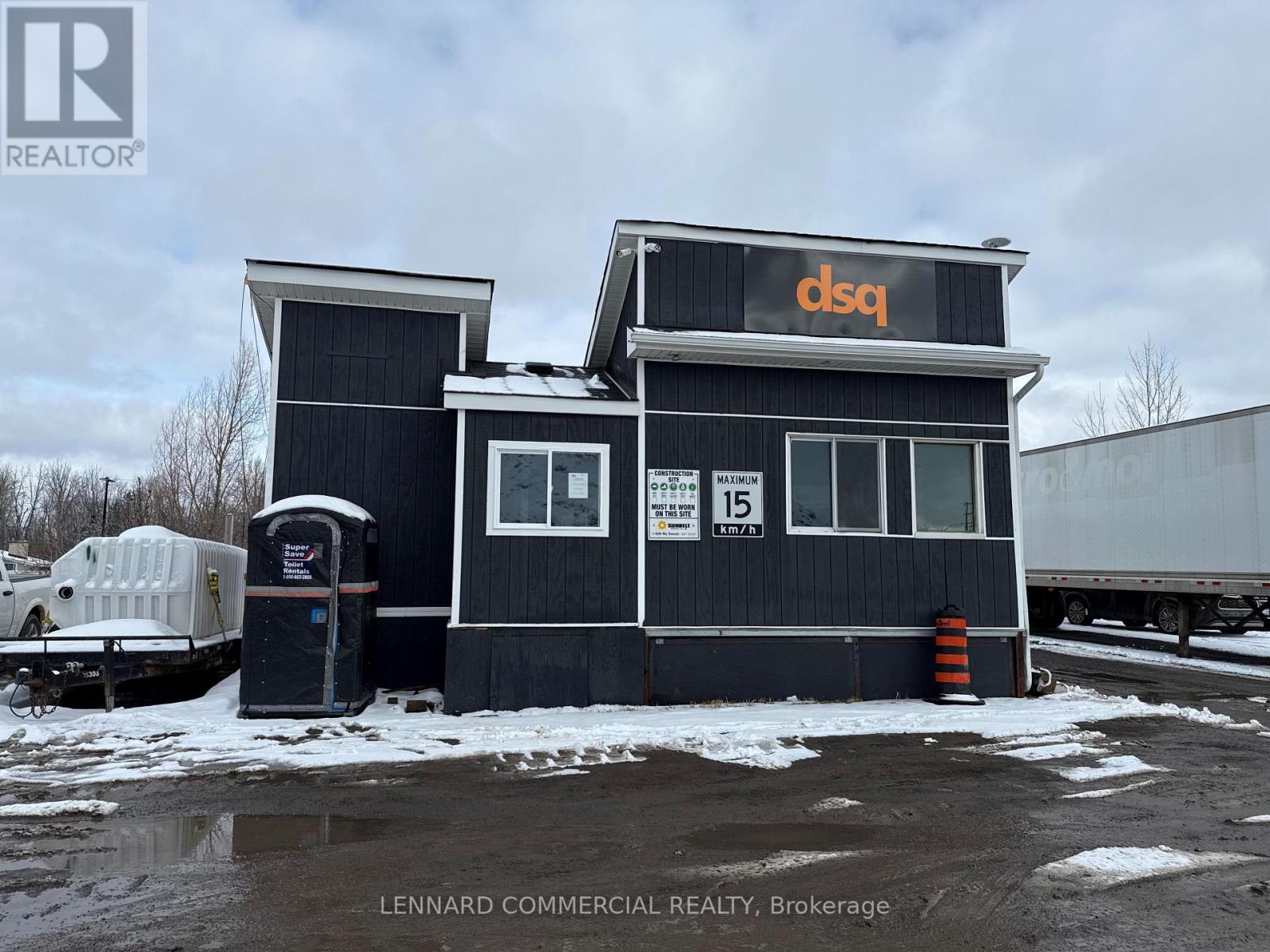 4084 Albion Road, Ottawa, Ontario  K1T 3W1 - Photo 6 - X12209659