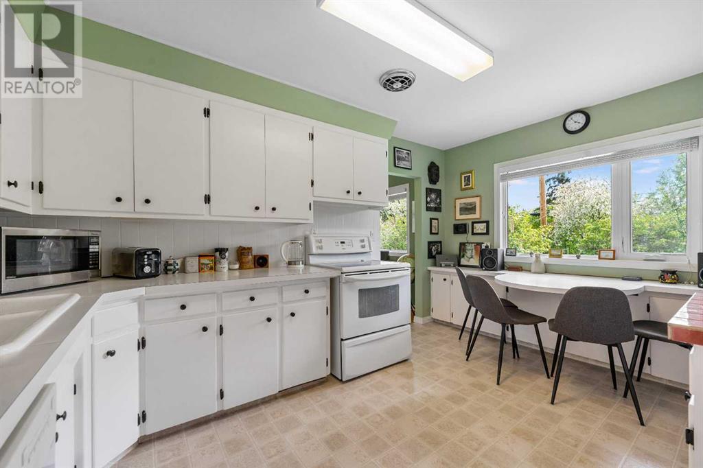 315 Simons Road Nw, Calgary, Alberta  T2K 2X4 - Photo 15 - A2223897