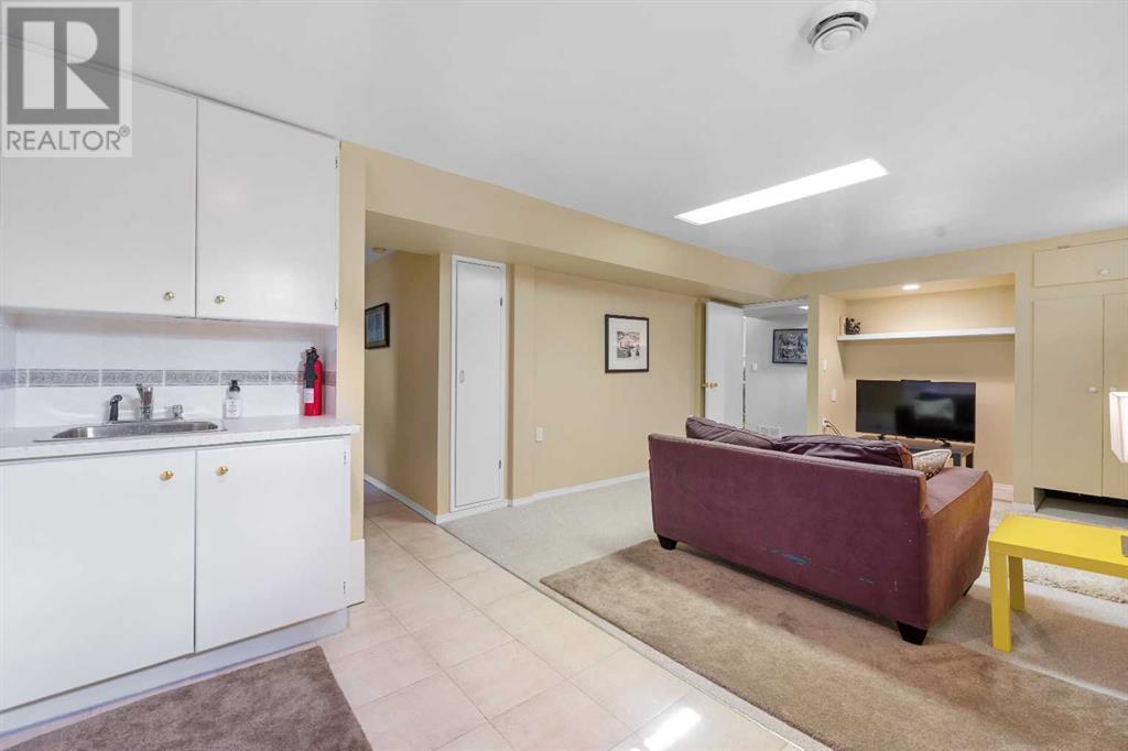315 Simons Road Nw, Calgary, Alberta  T2K 2X4 - Photo 25 - A2223897