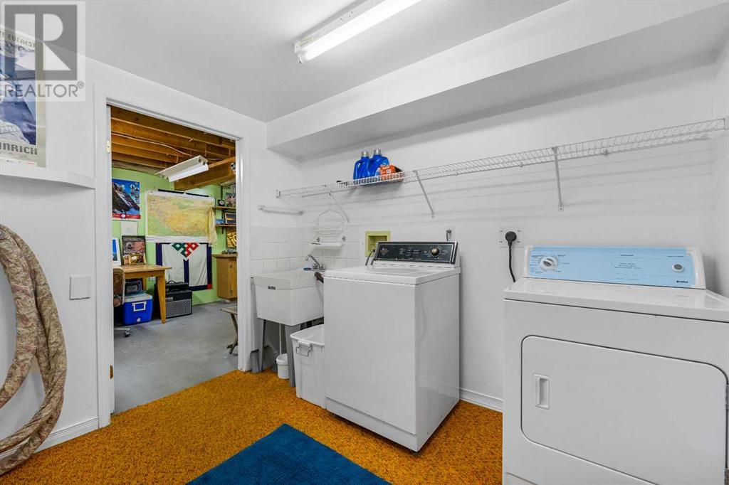 315 Simons Road Nw, Calgary, Alberta  T2K 2X4 - Photo 29 - A2223897