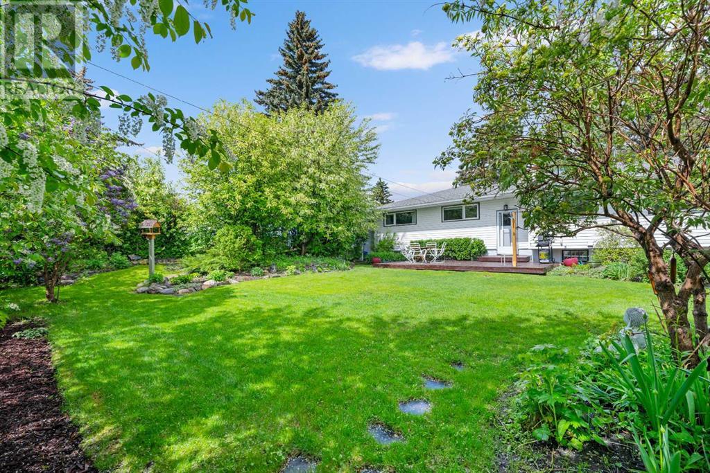 315 Simons Road Nw, Calgary, Alberta  T2K 2X4 - Photo 41 - A2223897