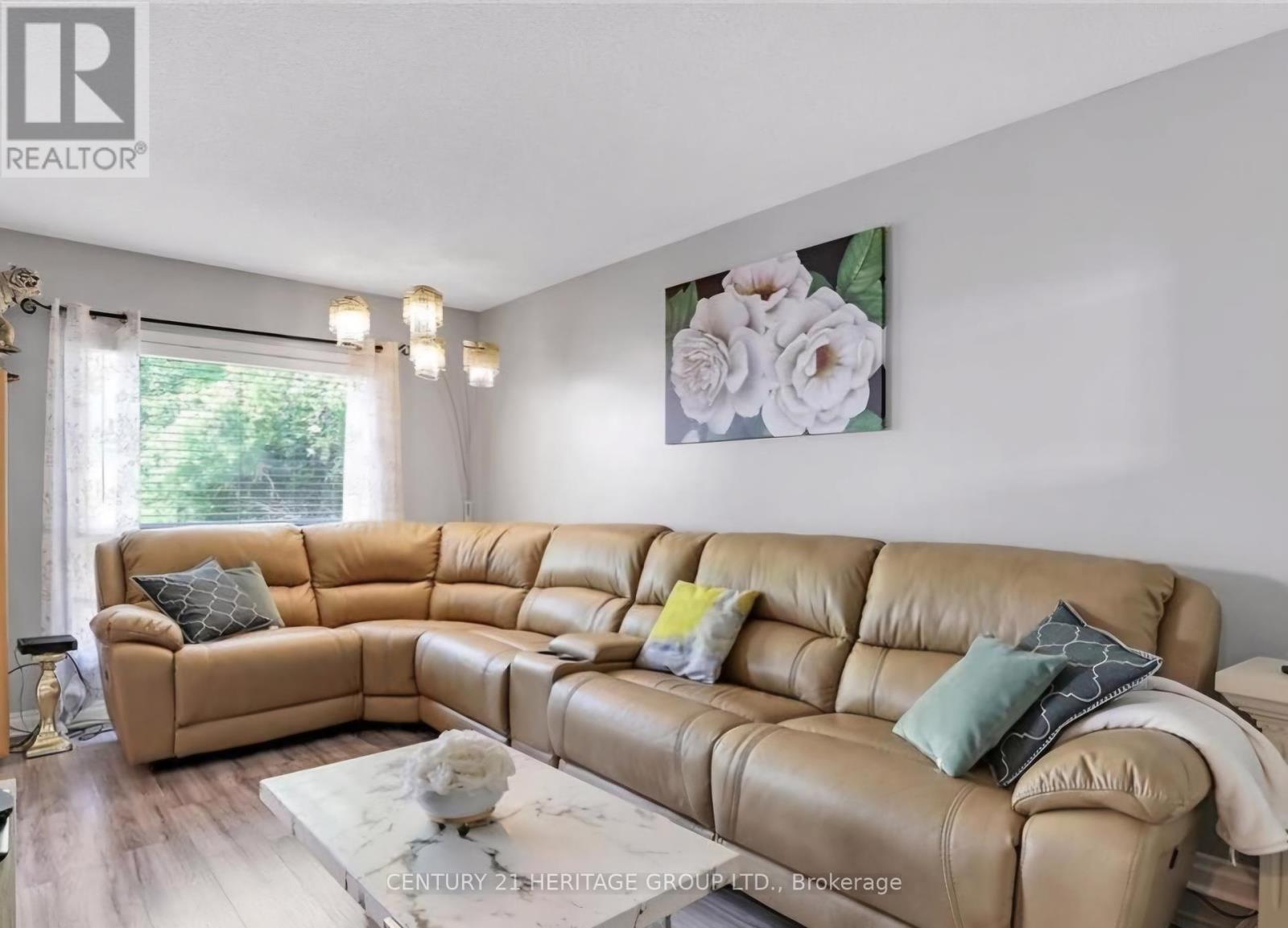 285 Hungerford Street, London East, Ontario  N5W 6E2 - Photo 3 - X12208337