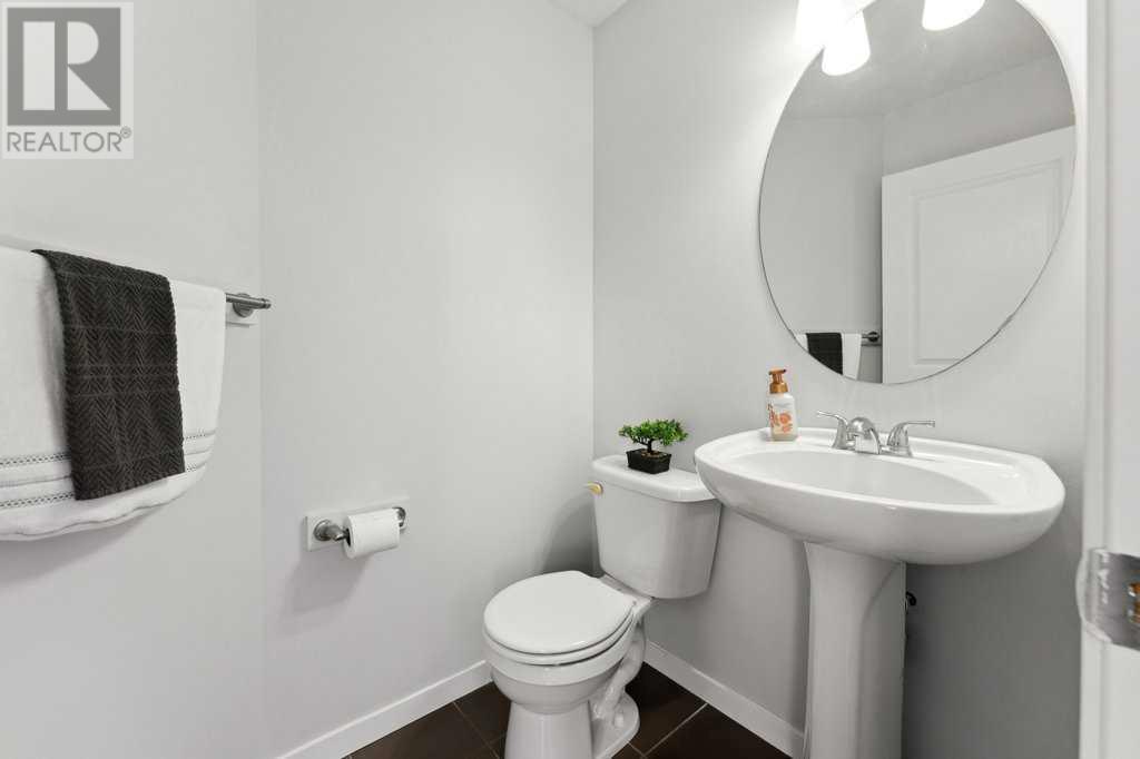 32 Autumn Court Se, Calgary, Alberta  T3M 0P4 - Photo 11 - A2227117
