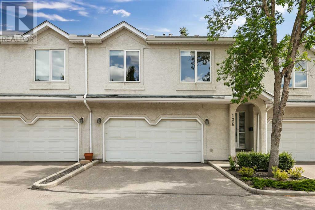 136 Sunlake Gardens Se, Calgary, Alberta  T2X 3X4 - Photo 2 - A2228508