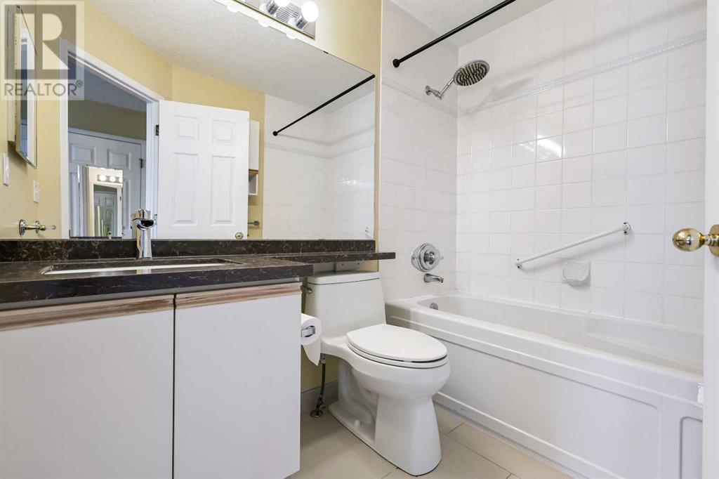136 Sunlake Gardens Se, Calgary, Alberta  T2X 3X4 - Photo 23 - A2228508
