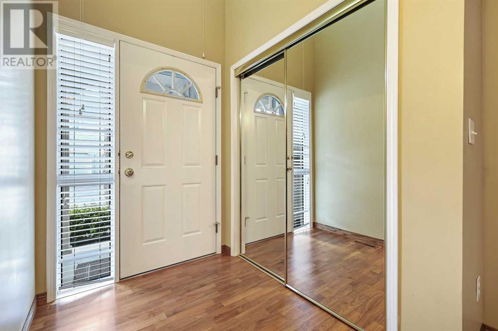 136 Sunlake Gardens Se, Calgary, Alberta  T2X 3X4 - Photo 4 - A2228508