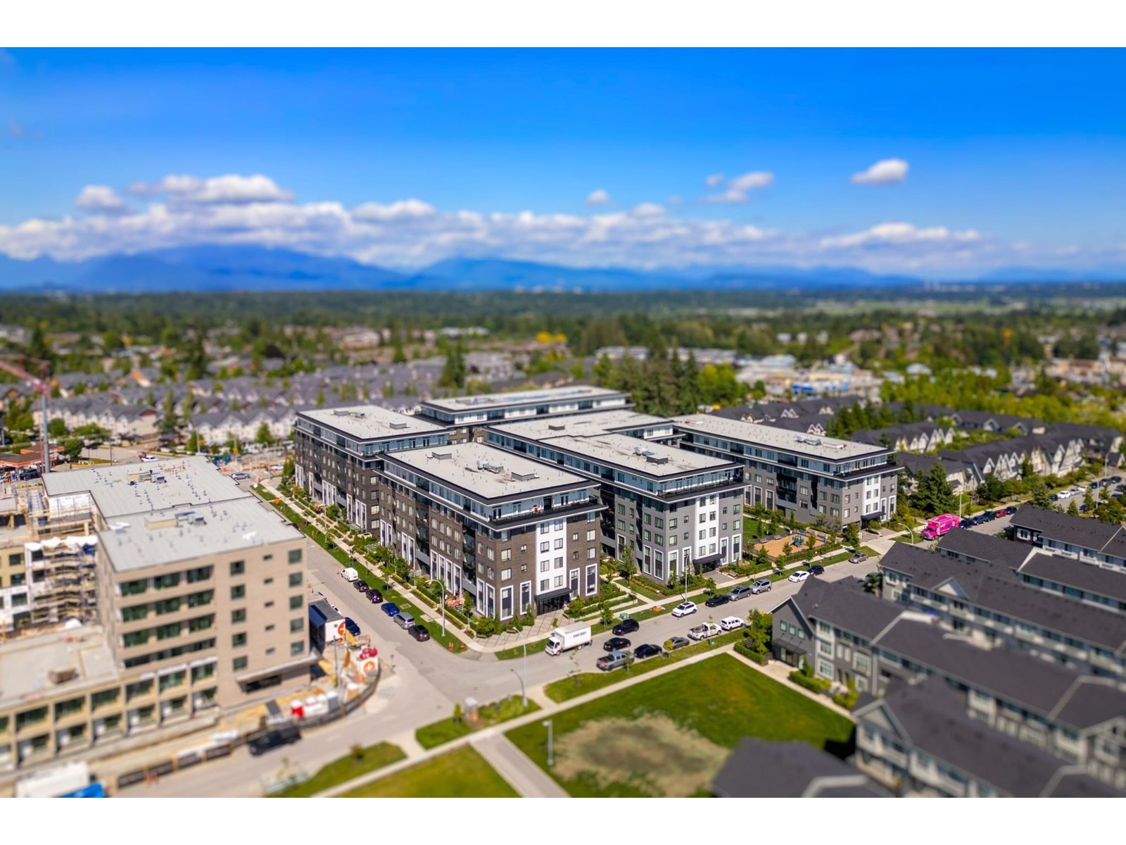 109 15815 85 Avenue, Surrey, British Columbia  V4N 6X5 - Photo 2 - R3013266