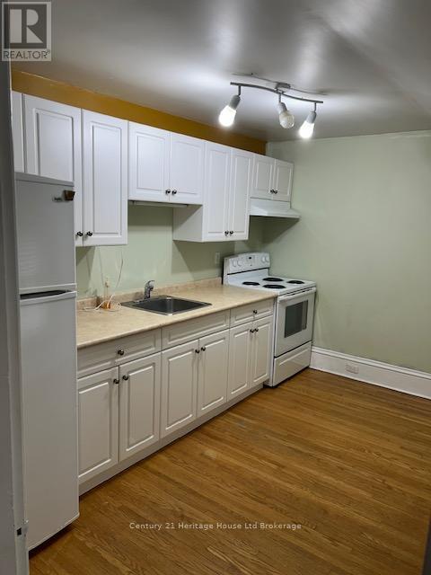 62 Wellington Street S, Woodstock, Ontario  N4S 3H6 - Photo 3 - X11962384