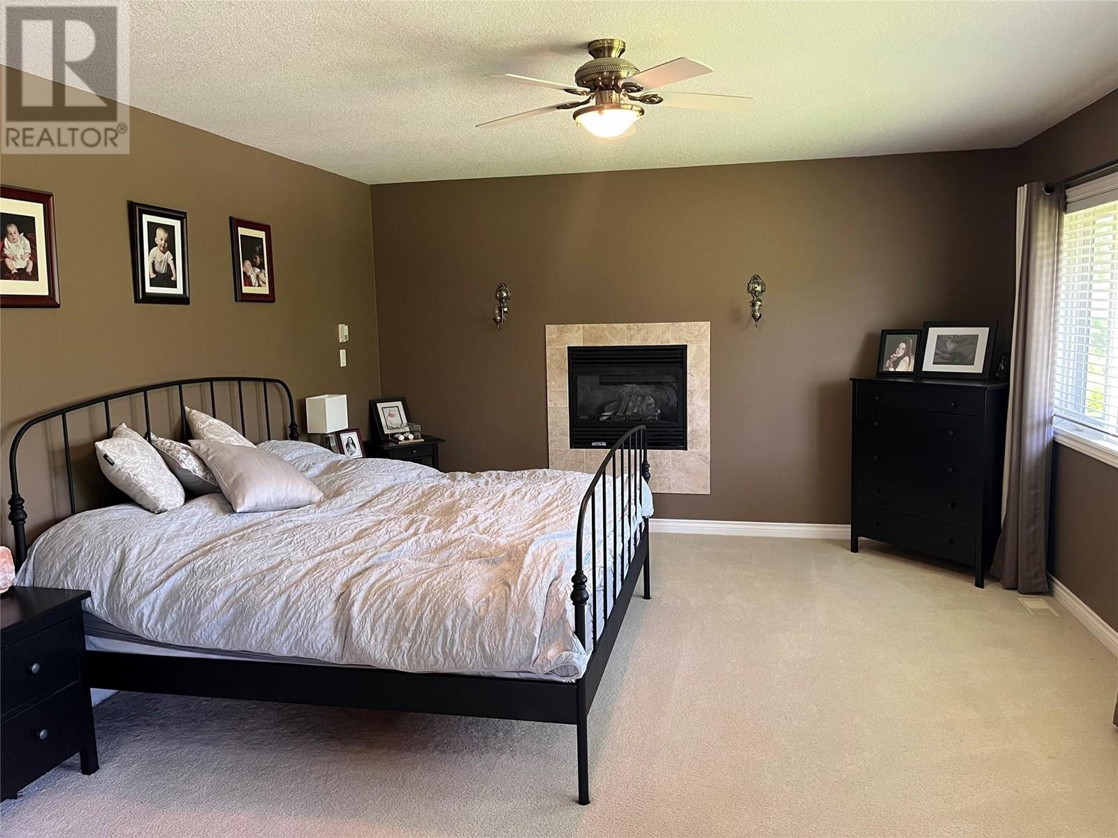 2601 9th Avenue, Castlegar, British Columbia  V1N 2Y7 - Photo 23 - 10351337