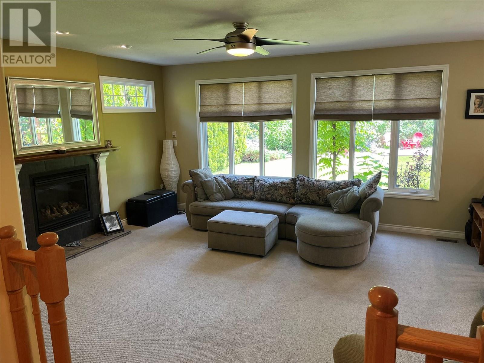 2601 9th Avenue, Castlegar, British Columbia  V1N 2Y7 - Photo 9 - 10351337