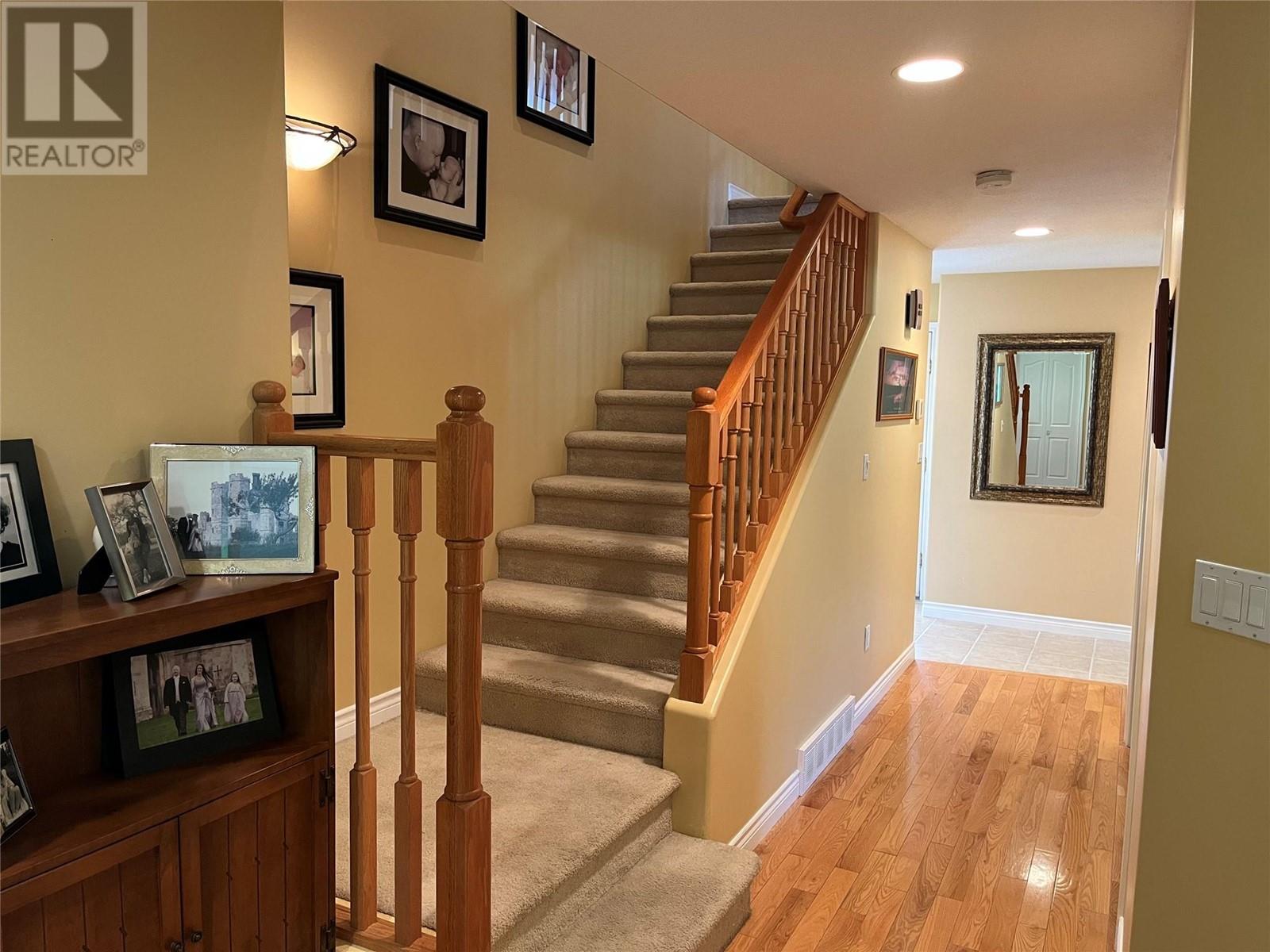 2601 9th Avenue, Castlegar, British Columbia  V1N 2Y7 - Photo 21 - 10351337