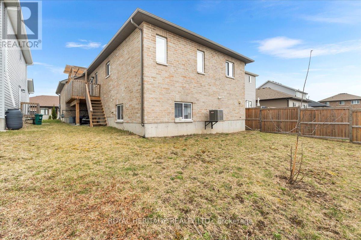 16 Cypress Drive, Belleville (Thurlow Ward), Ontario  K8N 0J6 - Photo 37 - X12209247