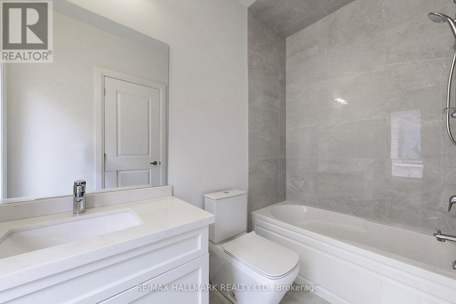 51a Puccini Drive, Richmond Hill, Ontario  L4E 2Y6 - Photo 26 - N12150100