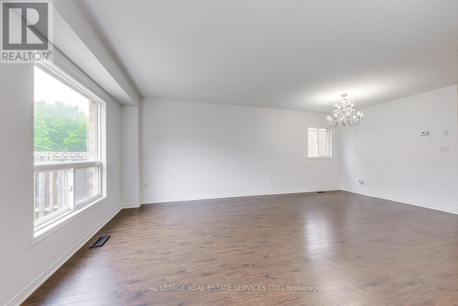 31 Eugene Drive, Guelph (Pineridge/westminster Woods), Ontario  N1L 1P6 - Photo 8 - X12209344