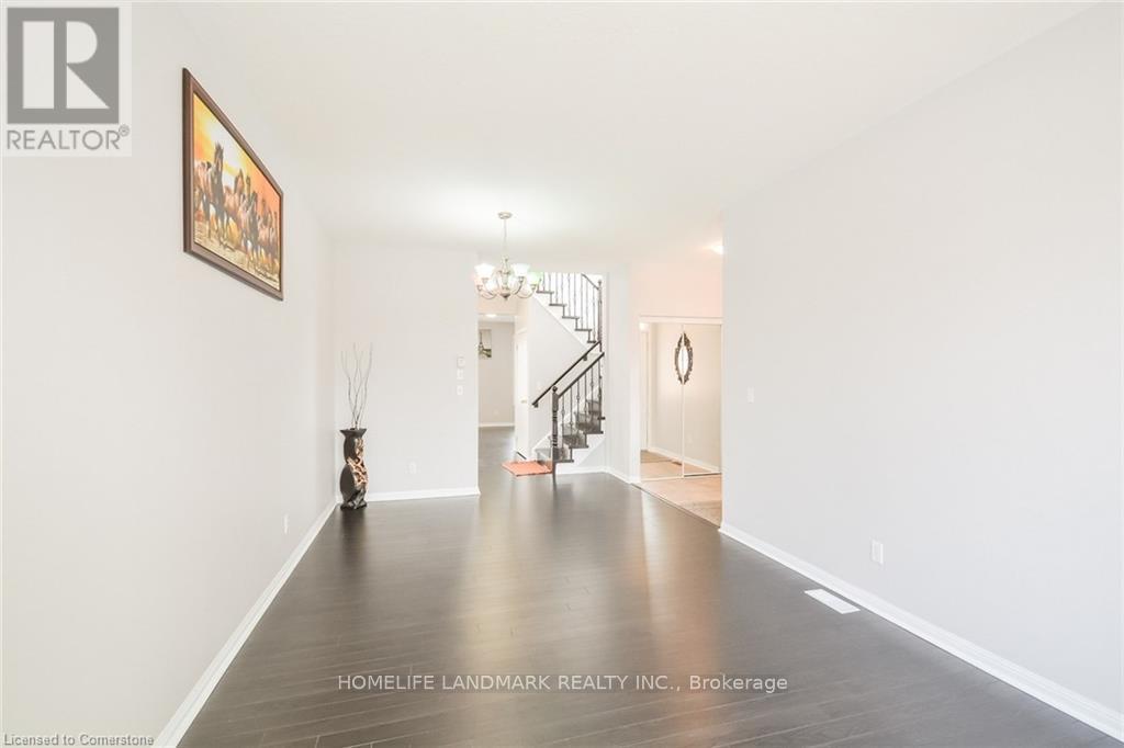 461 Garth Massey Drive, Cambridge, Ontario  N1T 2G5 - Photo 11 - X12209360