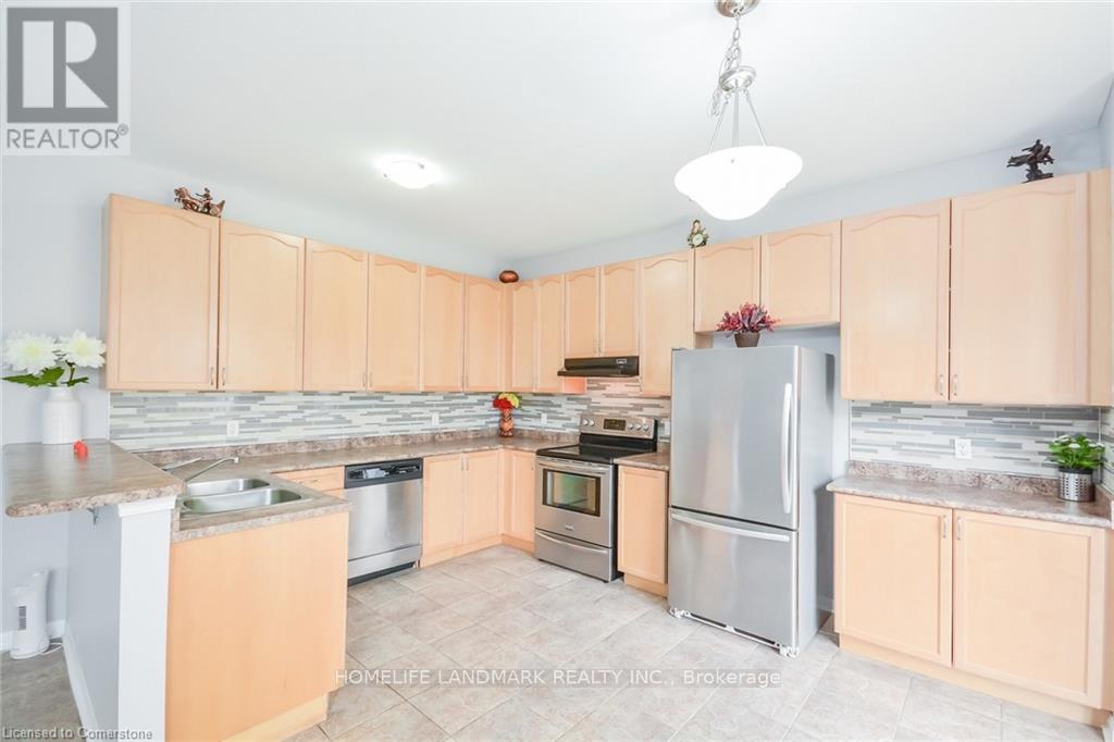 461 Garth Massey Drive, Cambridge, Ontario  N1T 2G5 - Photo 18 - X12209360
