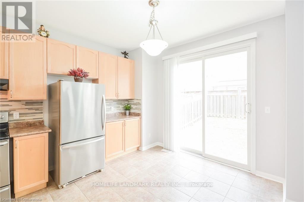 461 Garth Massey Drive, Cambridge, Ontario  N1T 2G5 - Photo 21 - X12209360