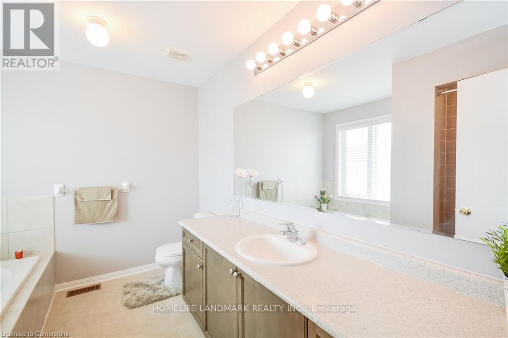 461 Garth Massey Drive, Cambridge, Ontario  N1T 2G5 - Photo 24 - X12209360