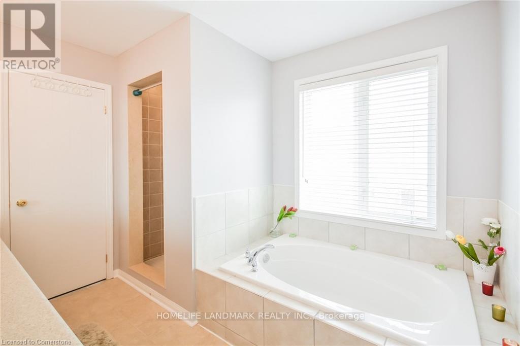461 Garth Massey Drive, Cambridge, Ontario  N1T 2G5 - Photo 25 - X12209360