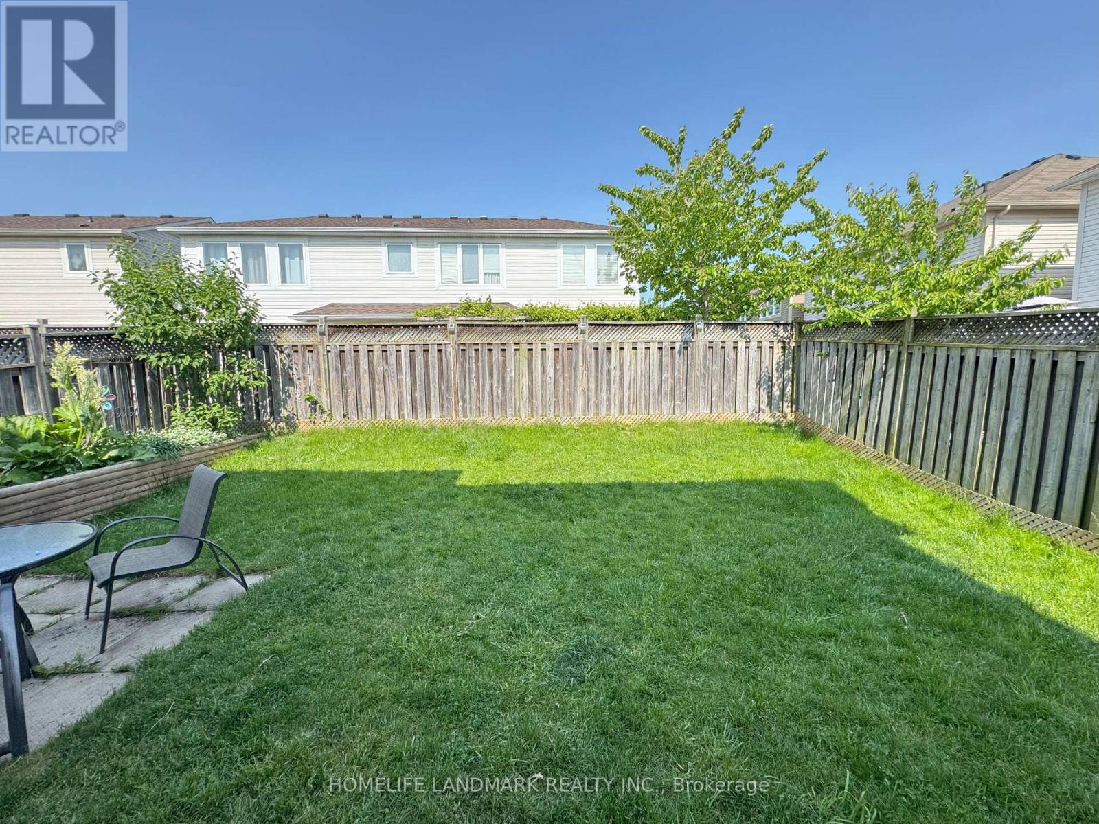 461 Garth Massey Drive, Cambridge, Ontario  N1T 2G5 - Photo 37 - X12209360