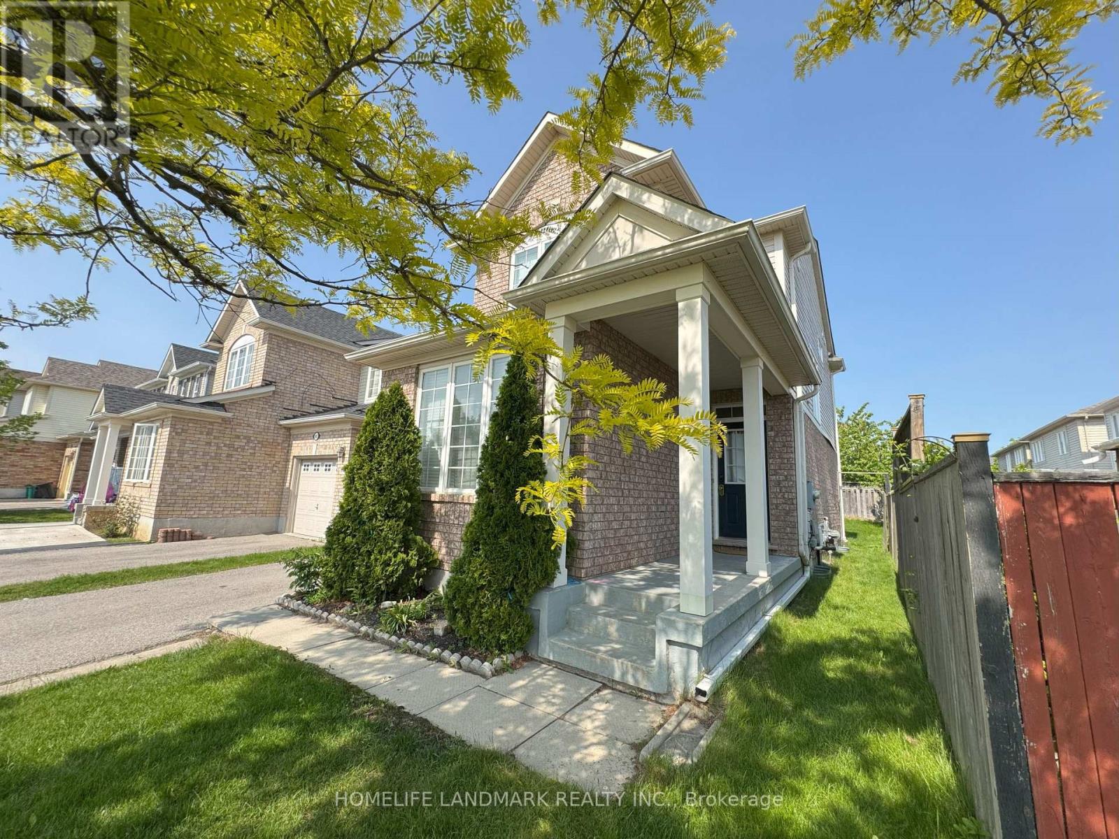 461 Garth Massey Drive, Cambridge, Ontario  N1T 2G5 - Photo 4 - X12209360