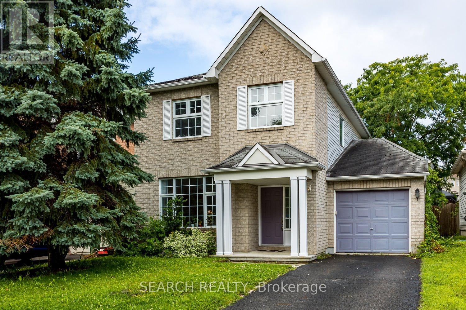 9 OAKHAM RIDGE, Ottawa, Ontario