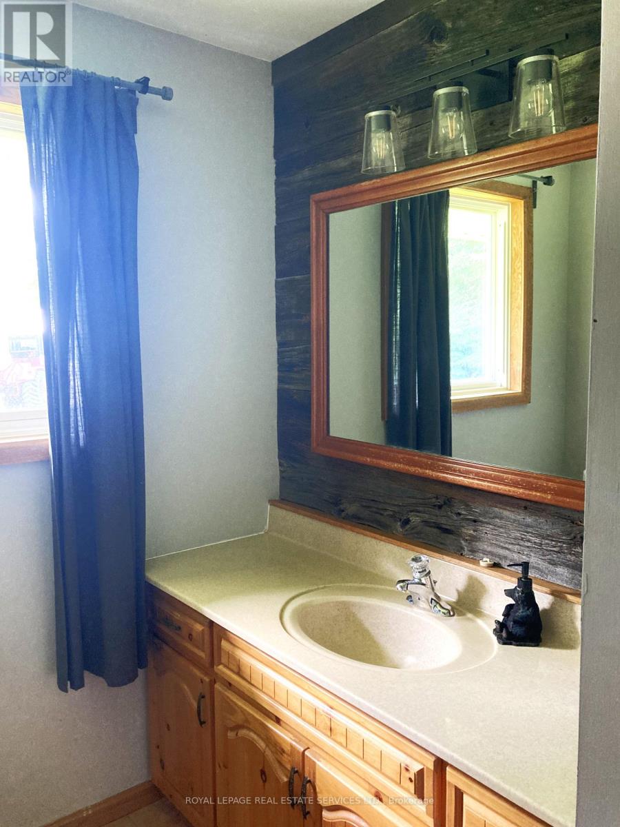 1526 Hwy 124, Whitestone, Ontario  P0A 1G0 - Photo 14 - X12209421