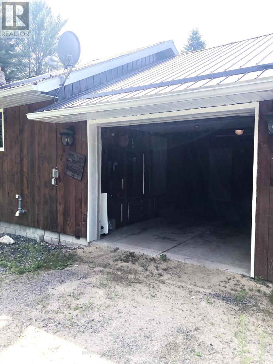 1526 Hwy 124, Whitestone, Ontario  P0A 1G0 - Photo 3 - X12209421
